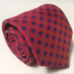 Martin Freeman red blue polka dot silk tie